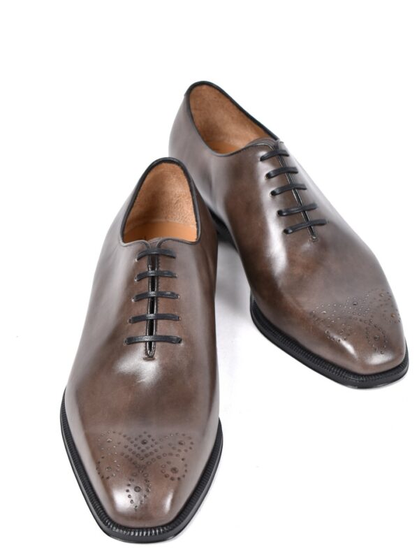 ENZO BONAFE wholecut shoes